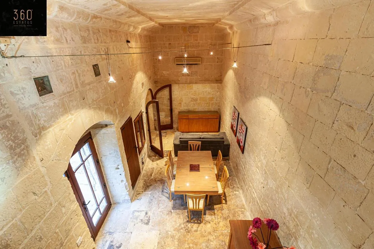 A Wonderful Retreat Villa With Private Pool & Bbq By 360 Estates Gharghur